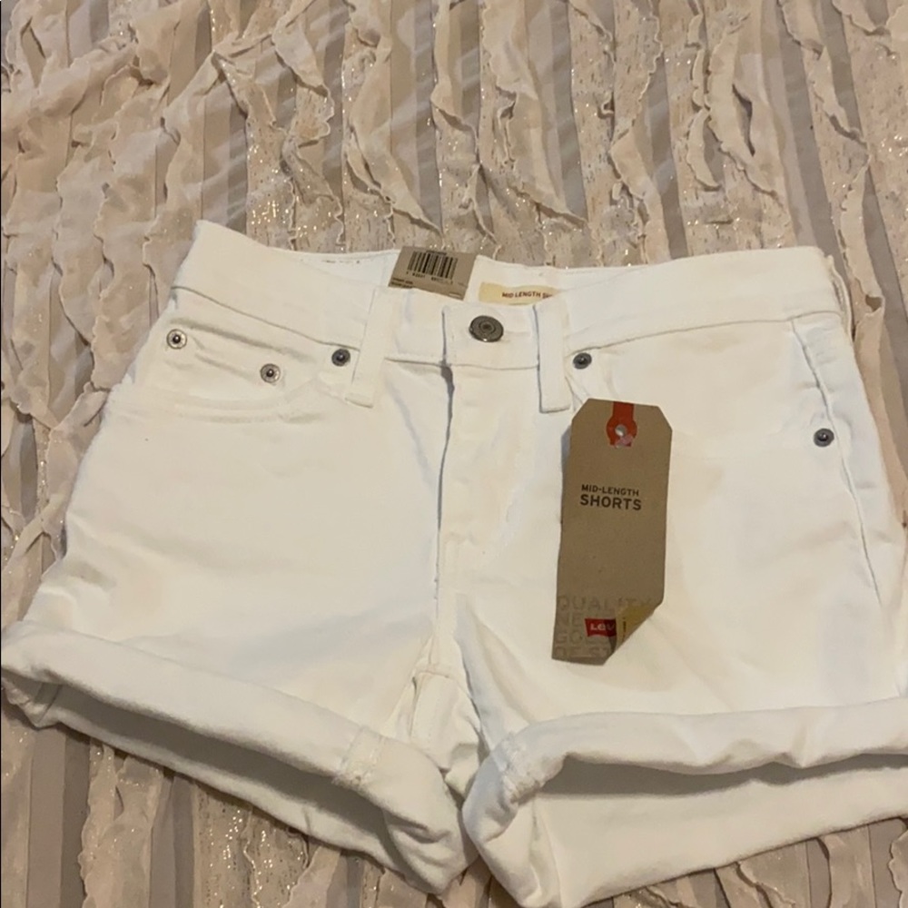 White Levi shorts